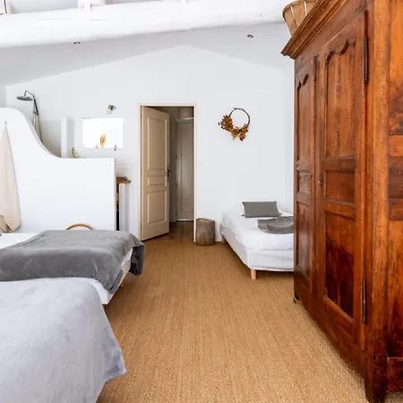 La Maison De Chabrette Holiday home Visan